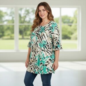 Animal Print 3X Tunic with Green Accents- Euc- Very Soft And Flowy!